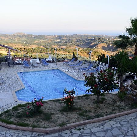 Appartamento Ionian Balcony Lixouri Esterno foto